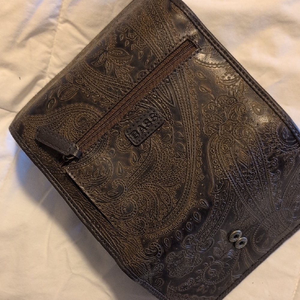 Embossed Brown Wallet - Picture 3 of 3